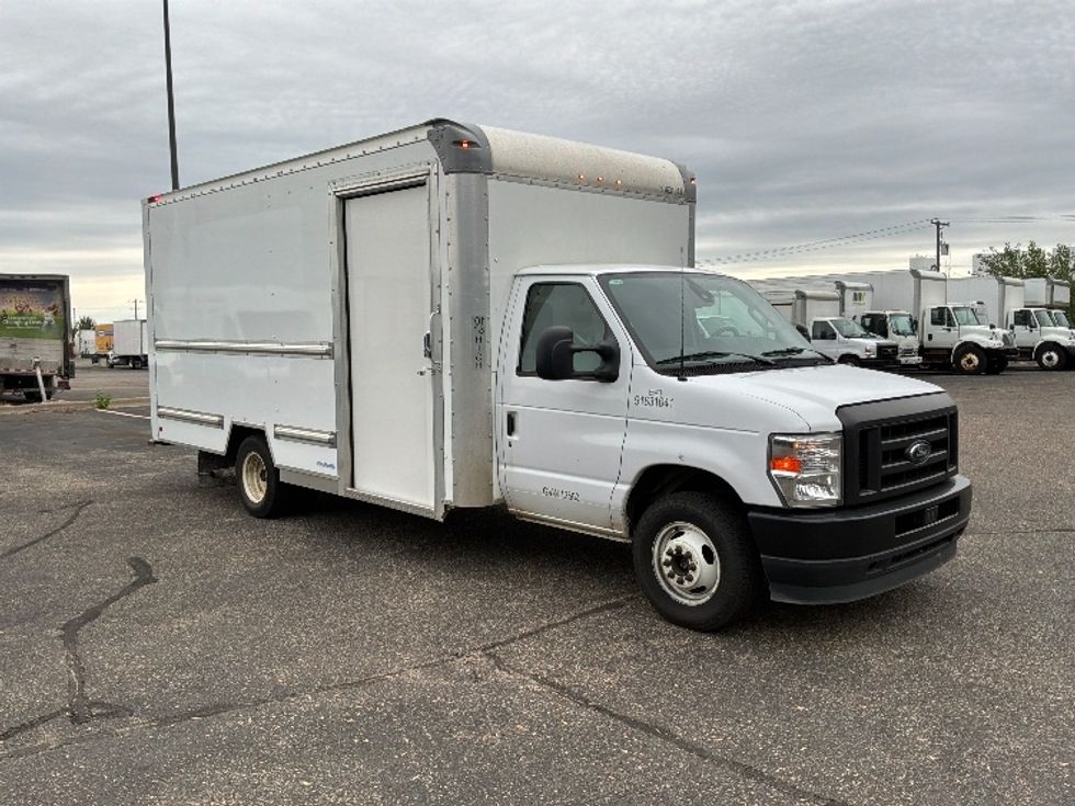 Light Duty Box Truck-Light and Medium Duty Trucks-Ford-2024-E350-Brooklyn Park-MN-72,254\n\t\tmiles-$ 43,000 - Image 1