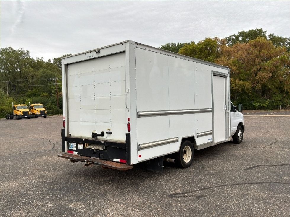 Light Duty Box Truck-Light and Medium Duty Trucks-Ford-2024-E350-Brooklyn Park-MN-72,254\n\t\tmiles-$ 43,000 - Image 13