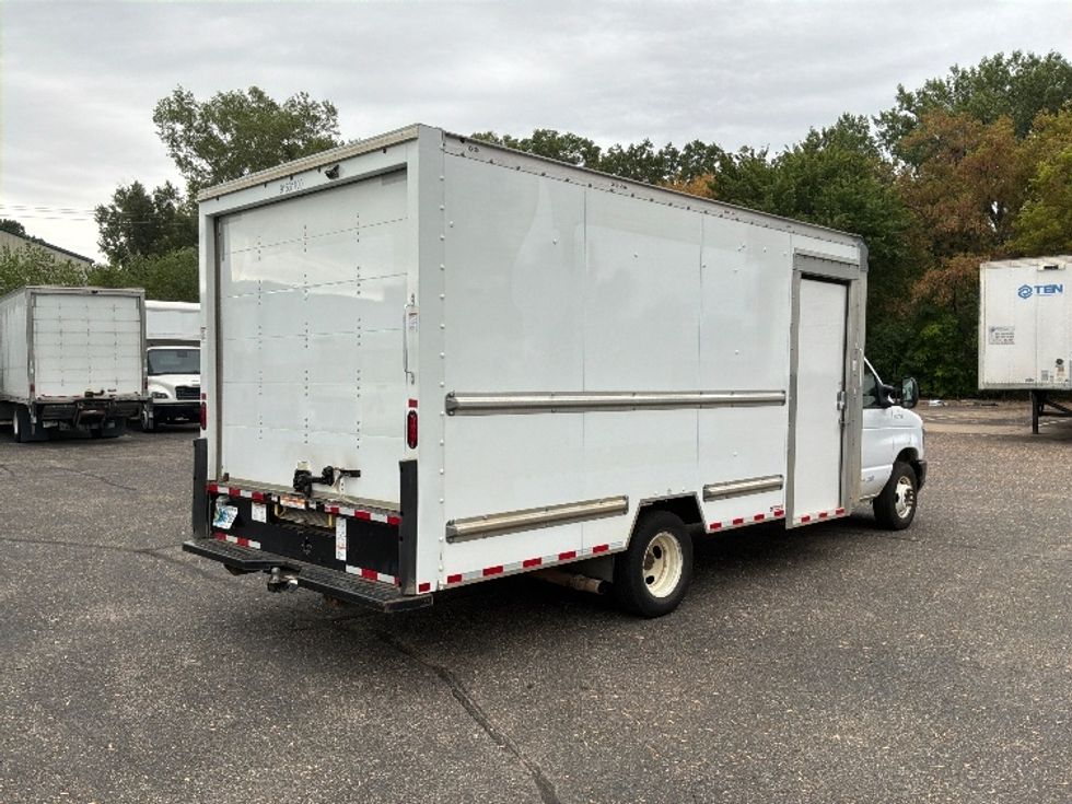 Light Duty Box Truck-Light and Medium Duty Trucks-Ford-2024-E350-Brooklyn Park-MN-73,633\n\t\tmiles-$ 43,000 - Image 13