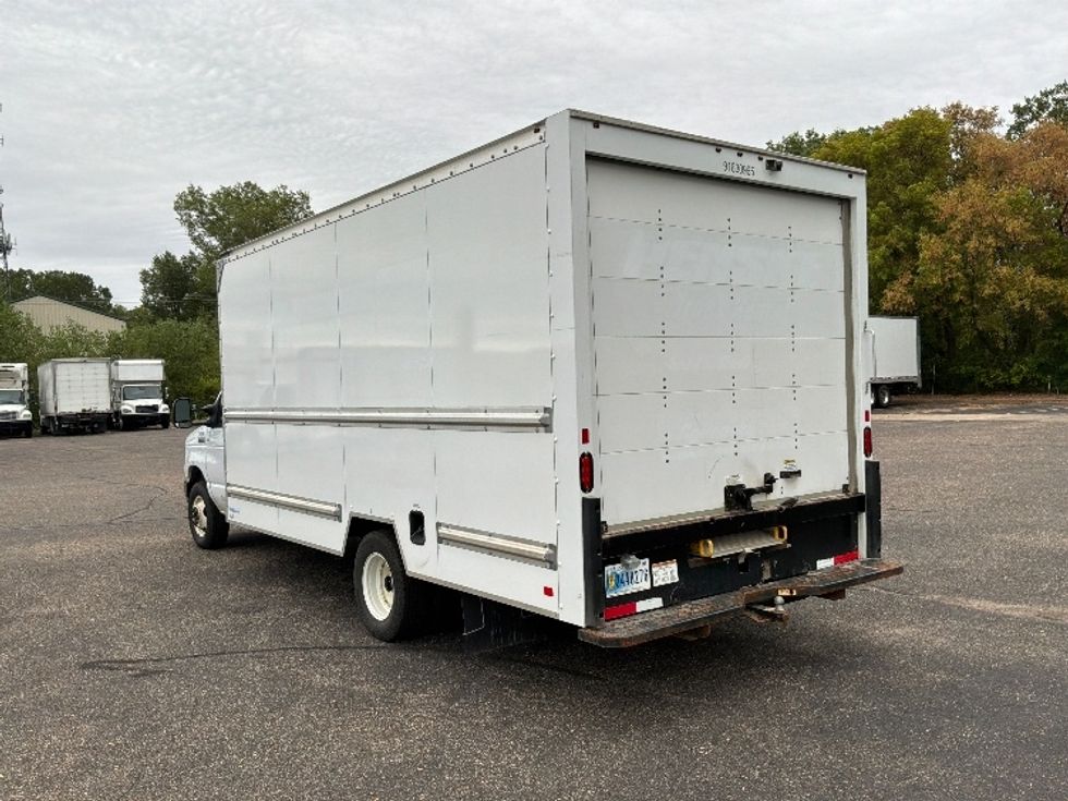 Light Duty Box Truck-Light and Medium Duty Trucks-Ford-2024-E350-Brooklyn Park-MN-81,345\n\t\tmiles-$ 41,750 - Image 6