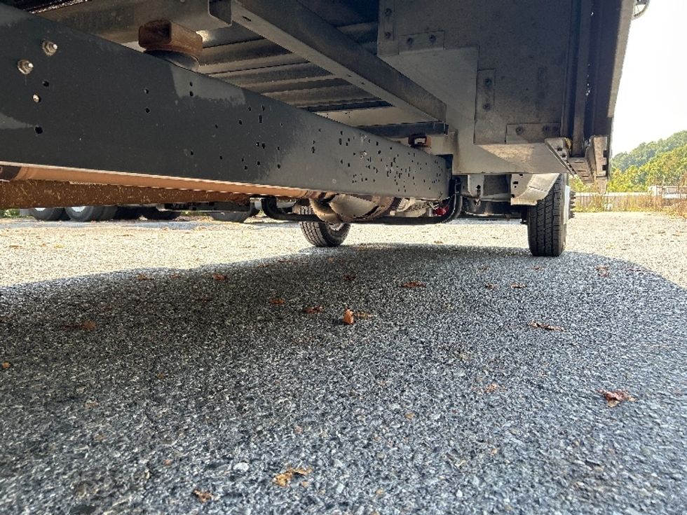 Light Duty Box Truck-Light and Medium Duty Trucks-Ford-2024-E350-Cleveland-TN-117,212\n\t\tmiles-$ 35,750 - Image 14