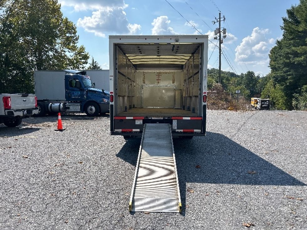 Light Duty Box Truck-Light and Medium Duty Trucks-Ford-2024-E350-Cleveland-TN-117,212\n\t\tmiles-$ 35,750 - Image 9