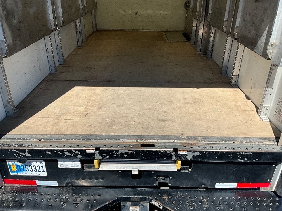 Light Duty Box Truck-Light and Medium Duty Trucks-Ford-2024-E350-Tacoma-WA-65,938\n\t\tmiles-$ 34,750 - Image 10