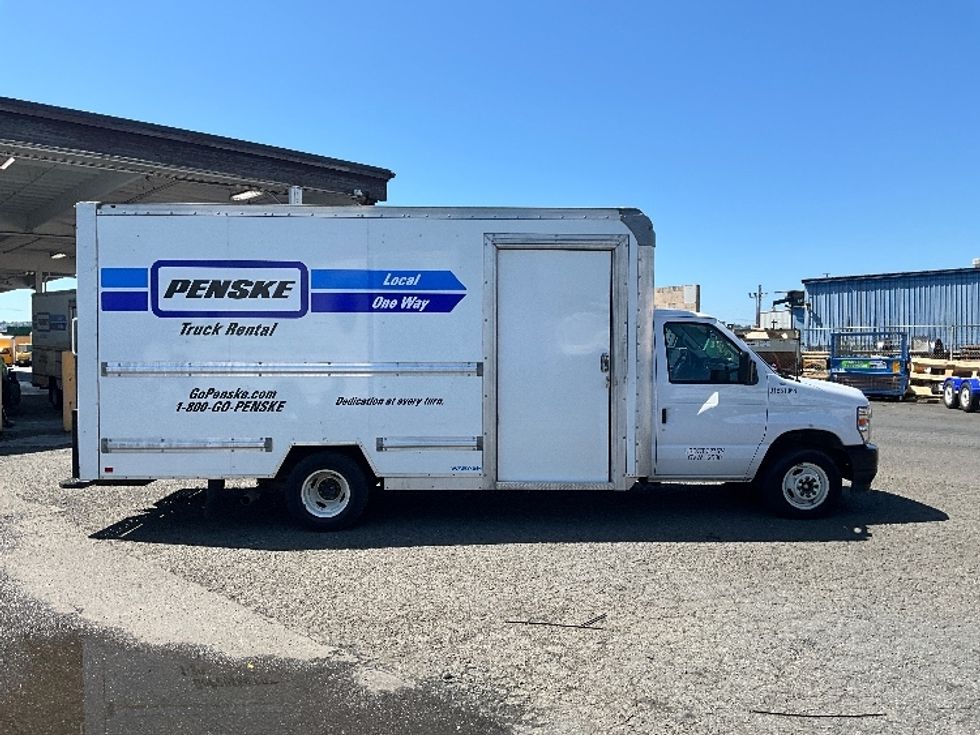 Light Duty Box Truck-Light and Medium Duty Trucks-Ford-2024-E350-Tacoma-WA-65,938\n\t\tmiles-$ 34,750 - Image 15