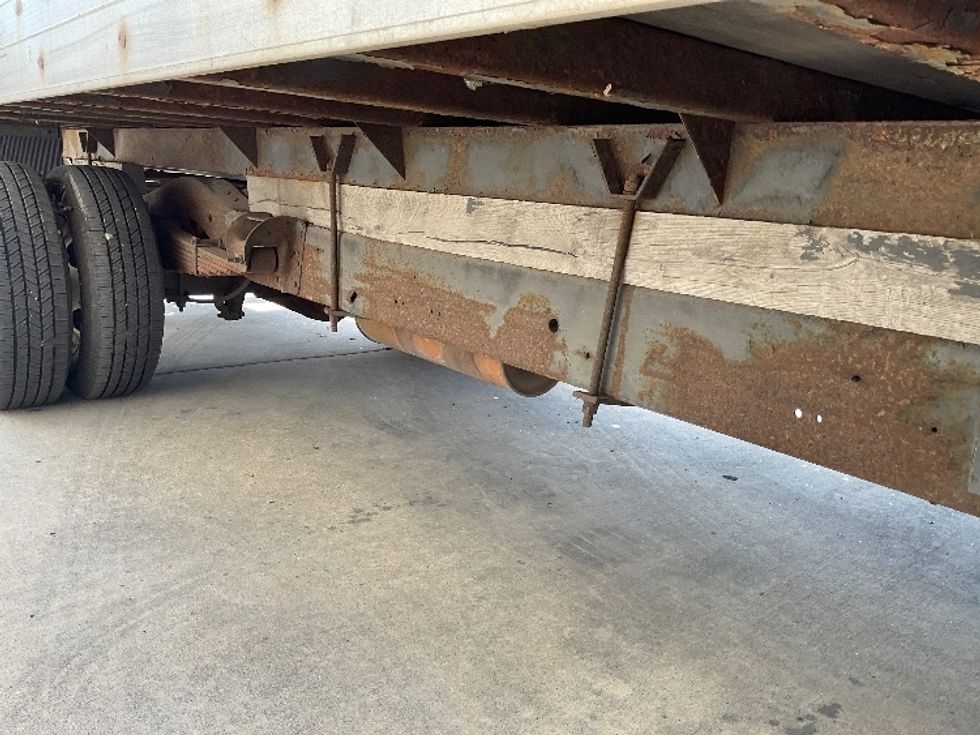 Light Duty Box Truck-Light and Medium Duty Trucks-GMC-2004-SAVANA-Lindon-UT-200,029\n\t\tmiles-$ 9,000 - Image 12