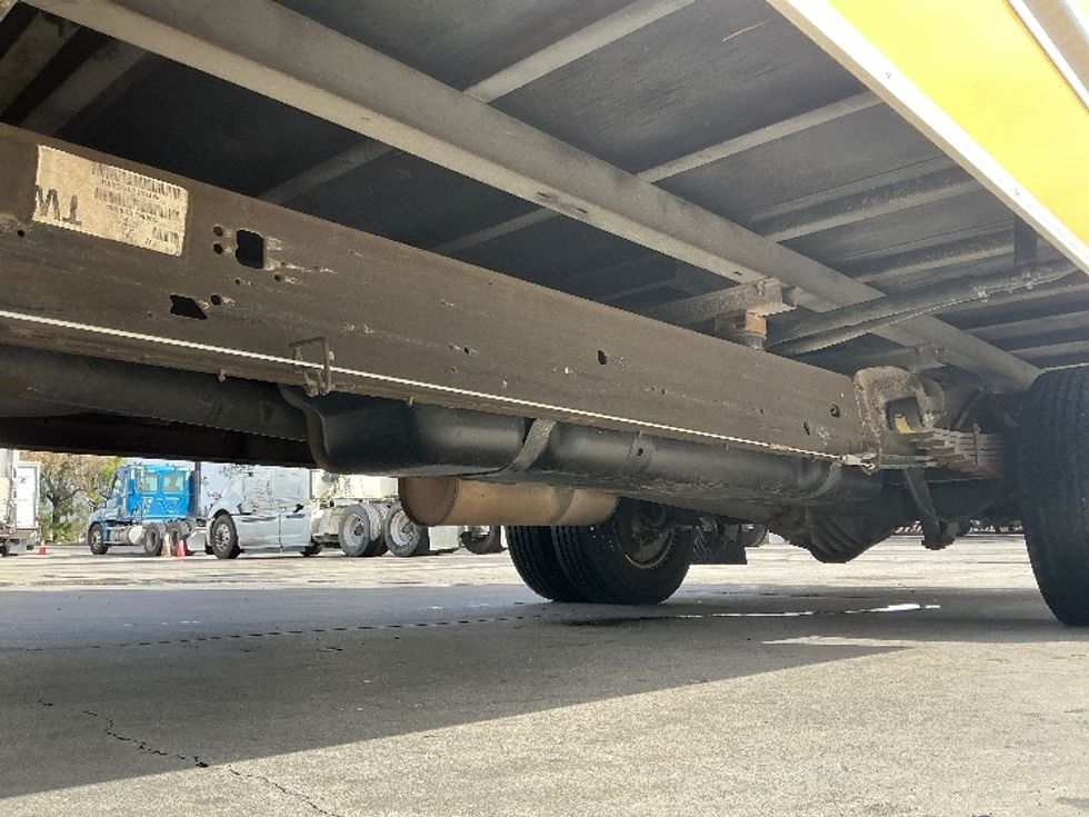 Light Duty Box Truck-Light and Medium Duty Trucks-GMC-2012-Savana G33903-Fontana-CA-64,964\n\t\tmiles-$ 999,999 - Image 5