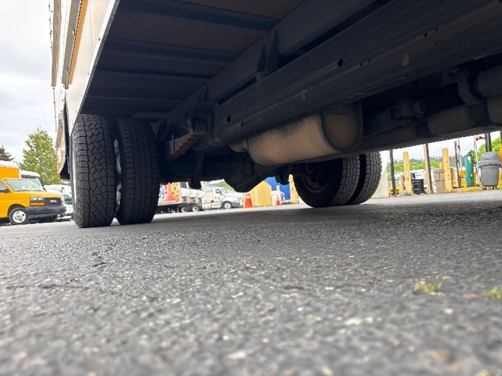 Light Duty Box Truck-Light and Medium Duty Trucks-GMC-2014-Savana G33903-Kent-WA-259,695\n\t\tmiles-$ 8,750 - Image 14