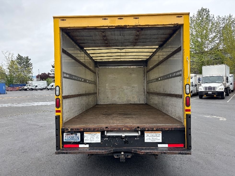 Light Duty Box Truck-Light and Medium Duty Trucks-GMC-2014-Savana G33903-Kent-WA-259,695\n\t\tmiles-$ 8,750 - Image 8