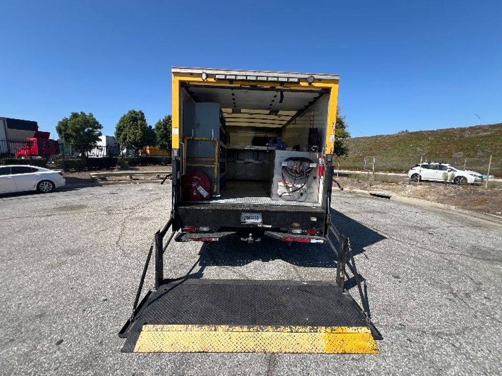 Light Duty Box Truck-Light and Medium Duty Trucks-GMC-2016-Savana G33903-Torrance-CA-123,556\n\t\tmiles-$ 18,750 - Image 9