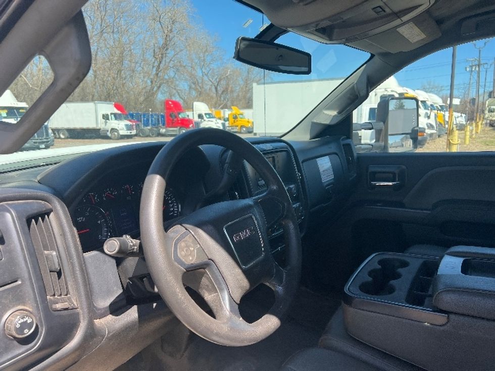 Light Duty Box Truck-Light and Medium Duty Trucks-GMC-2017-SIERRA-Rochester-NY-126,670\n\t\tmiles-$ 27,000 - Image 17