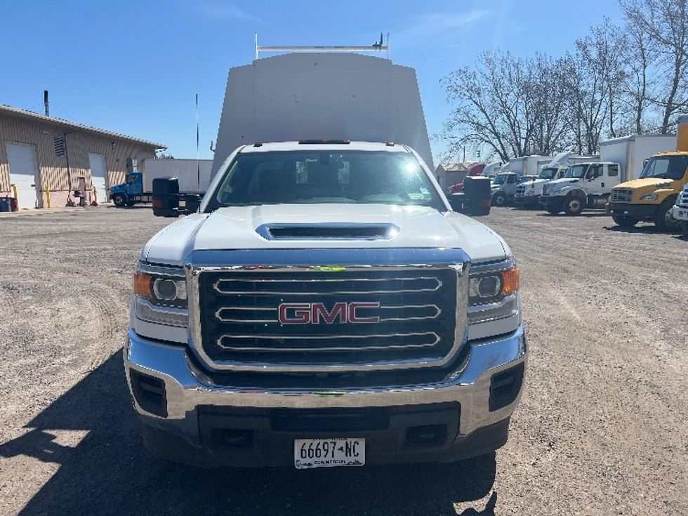 Light Duty Box Truck-Light and Medium Duty Trucks-GMC-2017-SIERRA-Rochester-NY-126,670\n\t\tmiles-$ 27,000 - Image 2
