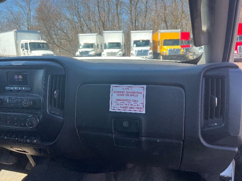 Light Duty Box Truck-Light and Medium Duty Trucks-GMC-2017-SIERRA-Rochester-NY-126,670\n\t\tmiles-$ 27,000 - Image 21