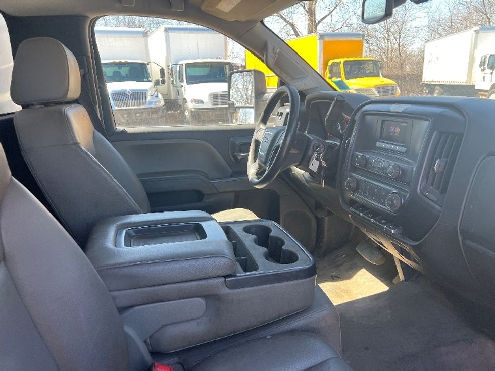 Light Duty Box Truck-Light and Medium Duty Trucks-GMC-2017-SIERRA-Rochester-NY-126,670\n\t\tmiles-$ 27,000 - Image 22