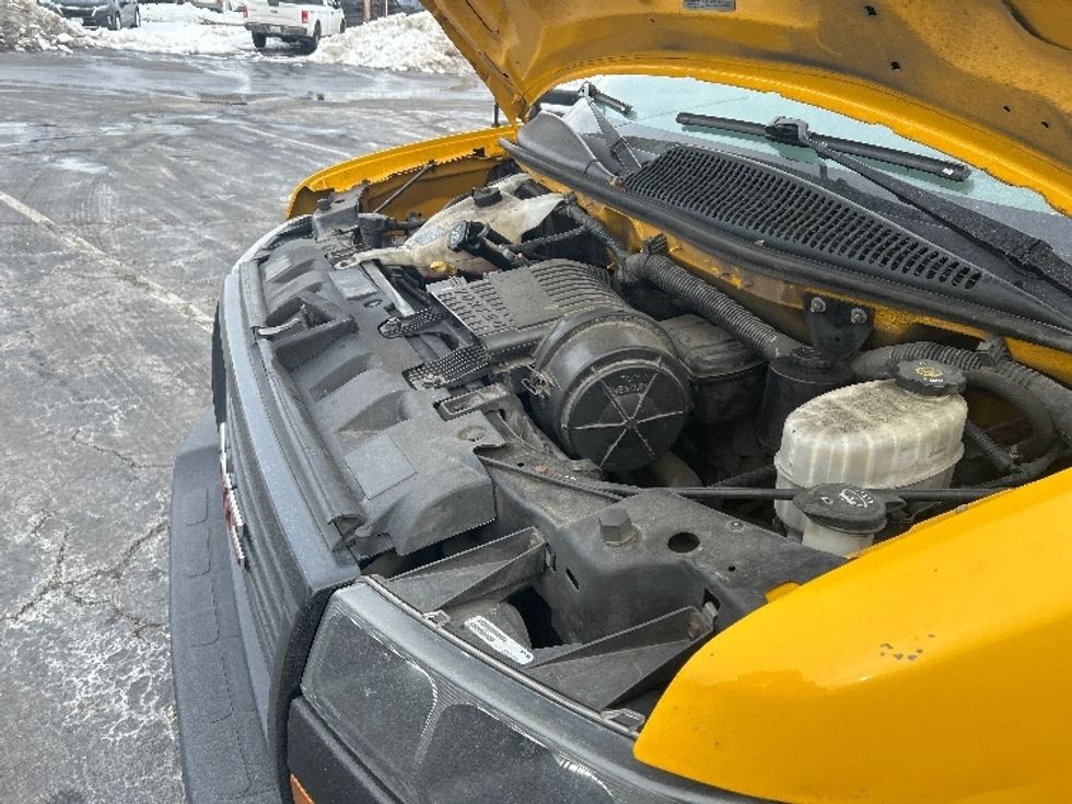 Light Duty Box Truck-Light and Medium Duty Trucks-GMC-2018-Savana G33903-Baltimore-MD-213,778\n\t\tmiles-$ 11,000 - Image 24