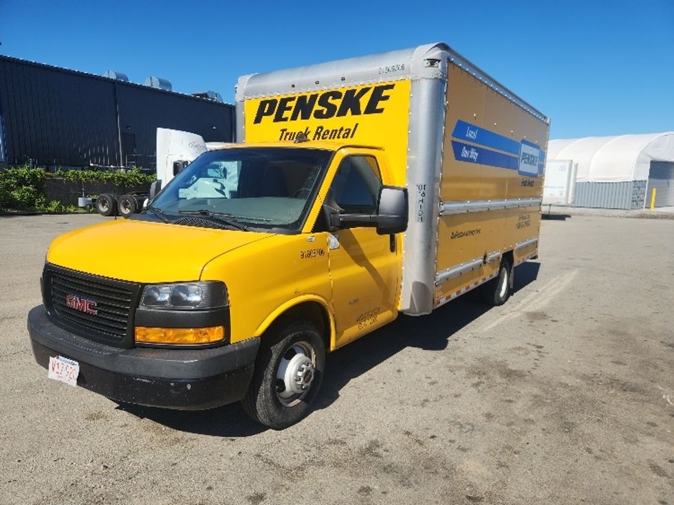 Light Duty Box Truck-Light and Medium Duty Trucks-GMC-2018-Savana G33903-Fall River-MA-95,901\n\t\tmiles-$ 20,750 - Image 3