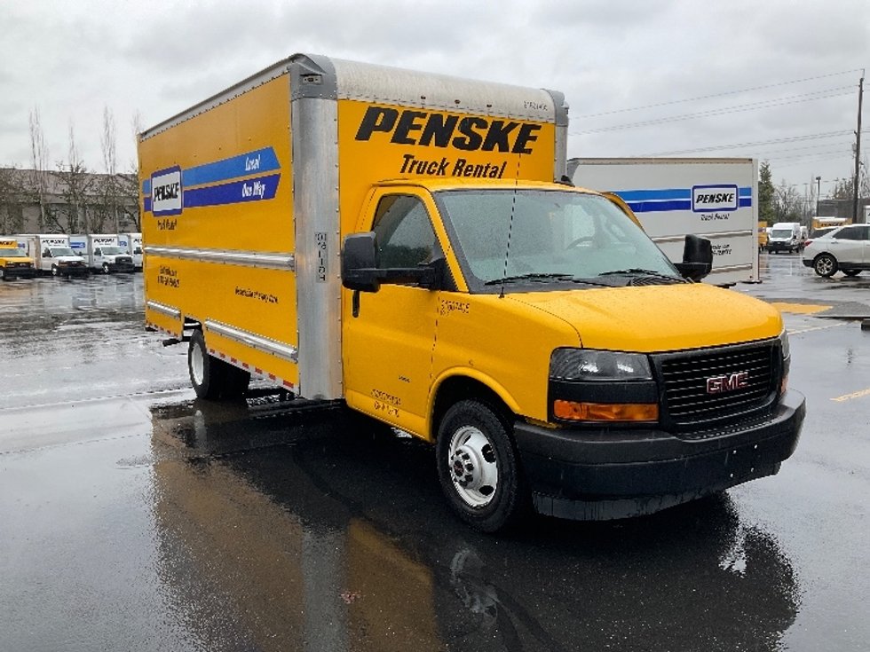 Used Light Duty Box Trucks for Sale in OR Penske Used Trucks