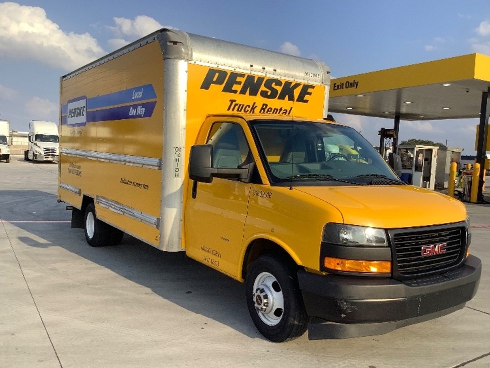 Used Light Duty Box Trucks for Sale Penske Used Trucks