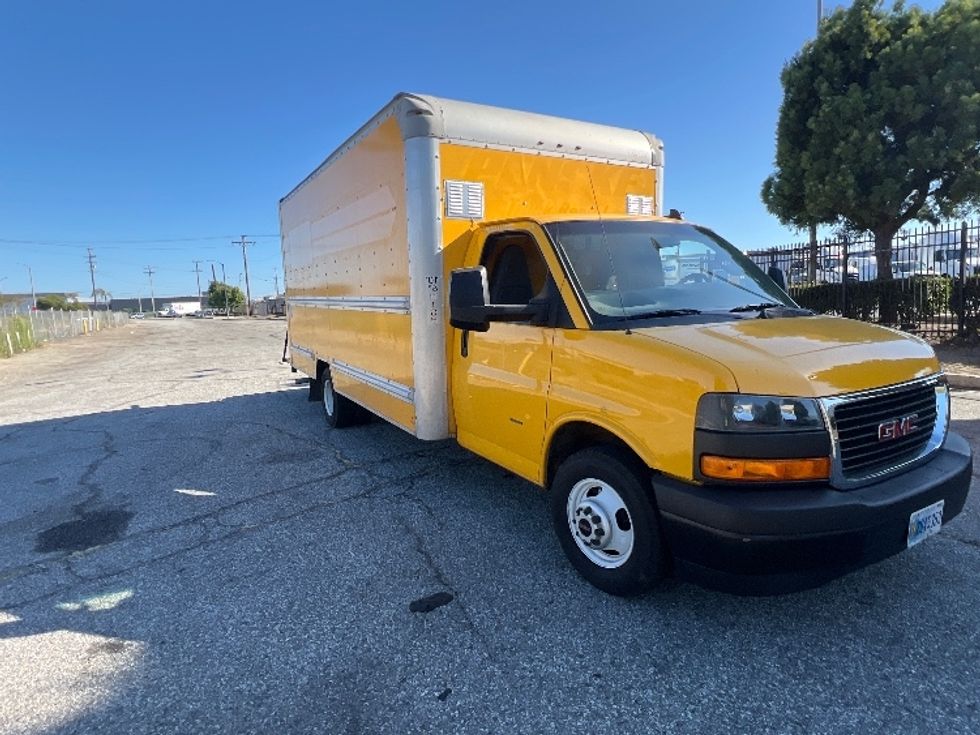 Light Duty Box Truck-Light and Medium Duty Trucks-GMC-2018-Savana G33903-Torrance-CA-56,618\n\t\tmiles-$ 27,500 - Image 1