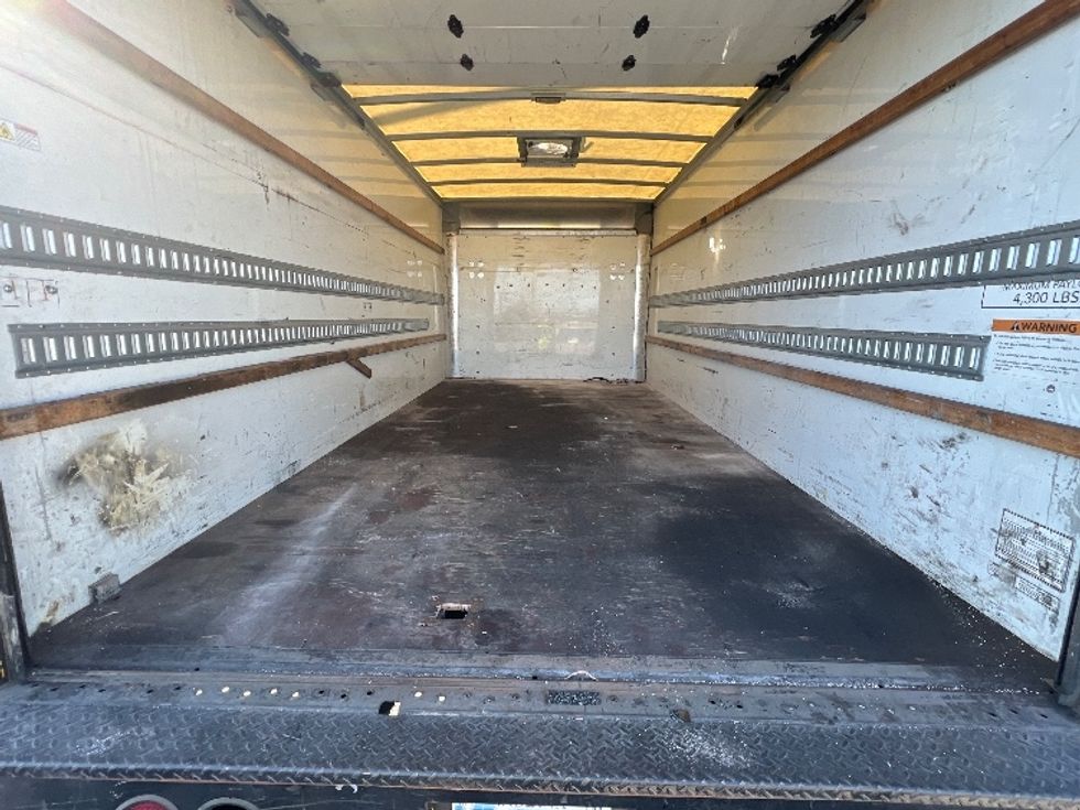 Light Duty Box Truck-Light and Medium Duty Trucks-GMC-2018-Savana G33903-Torrance-CA-56,618\n\t\tmiles-$ 27,500 - Image 10