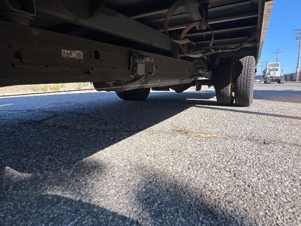 Light Duty Box Truck-Light and Medium Duty Trucks-GMC-2018-Savana G33903-Torrance-CA-56,618\n\t\tmiles-$ 27,500 - Image 5