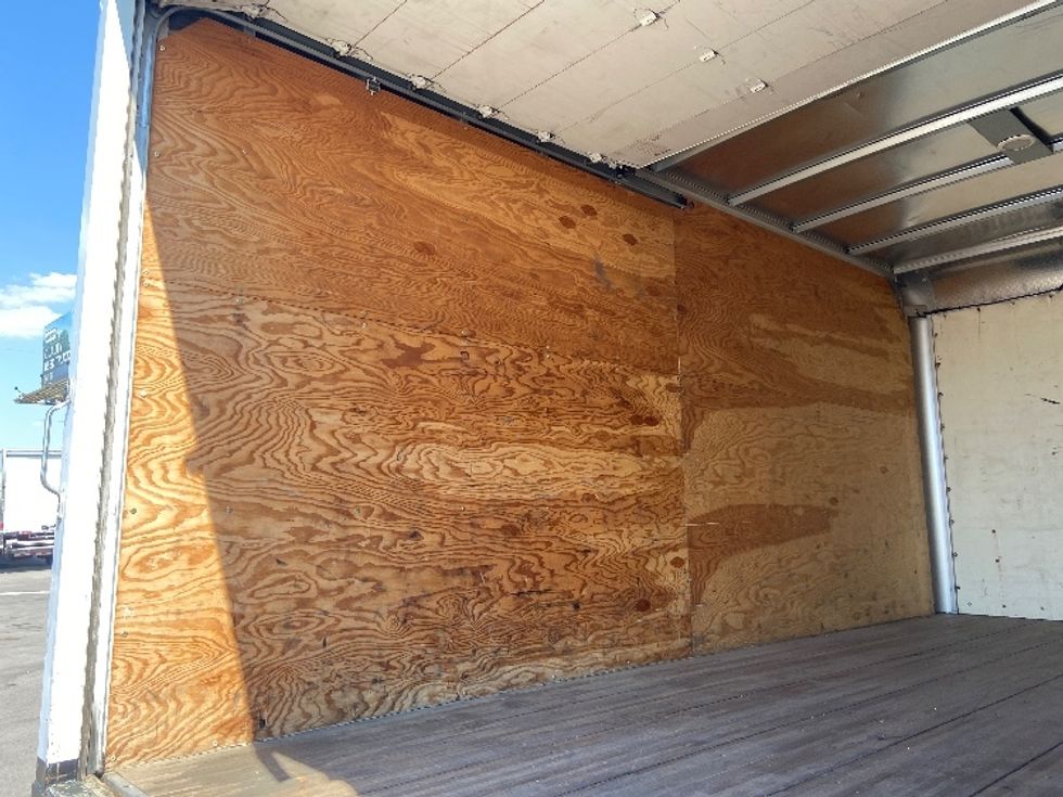 Light Duty Box Truck-Light and Medium Duty Trucks-GMC-2018-Savana SAVANA-San Antonio-TX-225,549\n\t\tmiles-$ 10,000 - Image 9