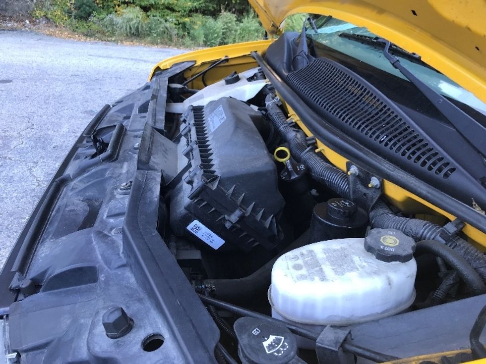 Light Duty Box Truck-Light and Medium Duty Trucks-GMC-2019-Savana G33503-Auburn-MA-71,842\n\t\tmiles-$ 24,500 - Image 22