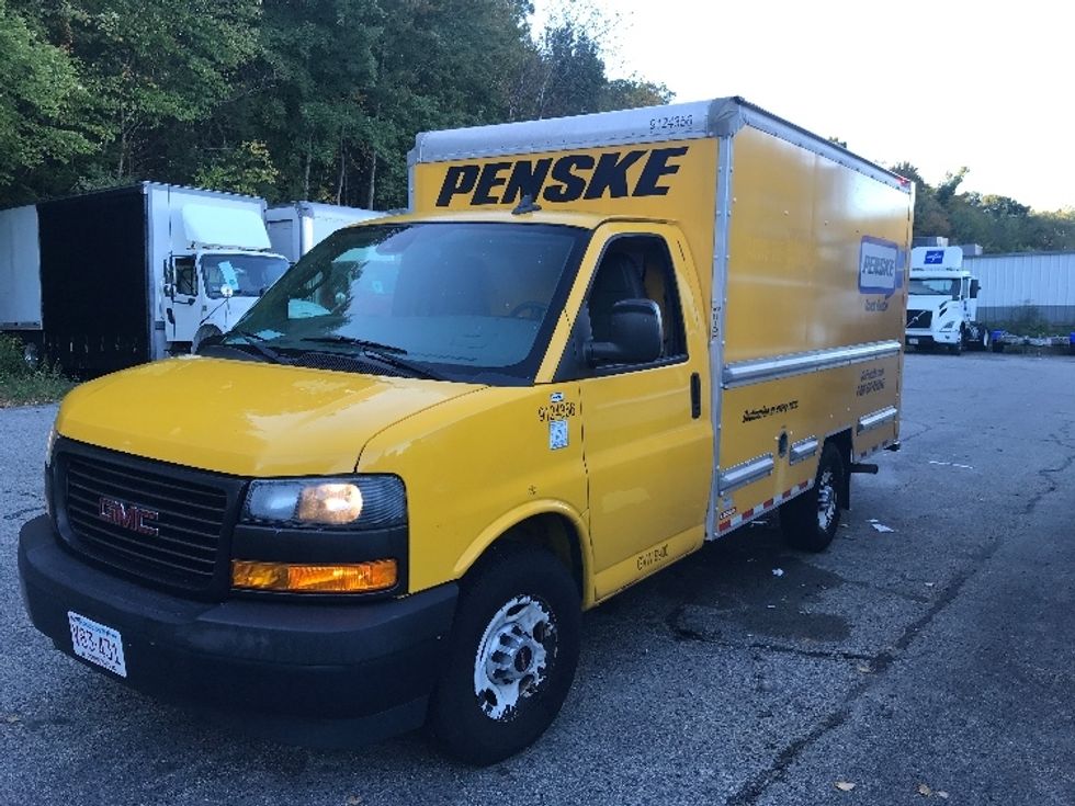 Light Duty Box Truck-Light and Medium Duty Trucks-GMC-2019-Savana G33503-Auburn-MA-71,842\n\t\tmiles-$ 24,500 - Image 3