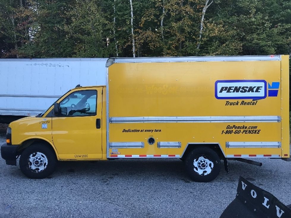 Light Duty Box Truck-Light and Medium Duty Trucks-GMC-2019-Savana G33503-Auburn-MA-71,842\n\t\tmiles-$ 24,500 - Image 4