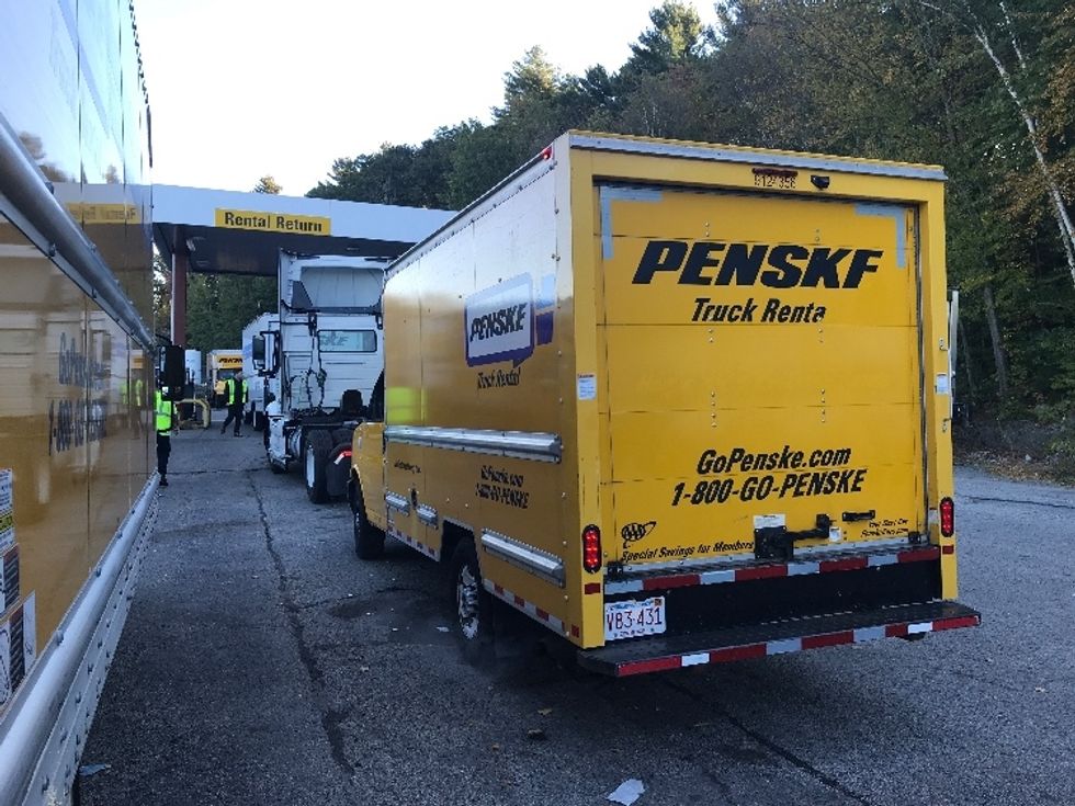 Light Duty Box Truck-Light and Medium Duty Trucks-GMC-2019-Savana G33503-Auburn-MA-71,842\n\t\tmiles-$ 24,500 - Image 6