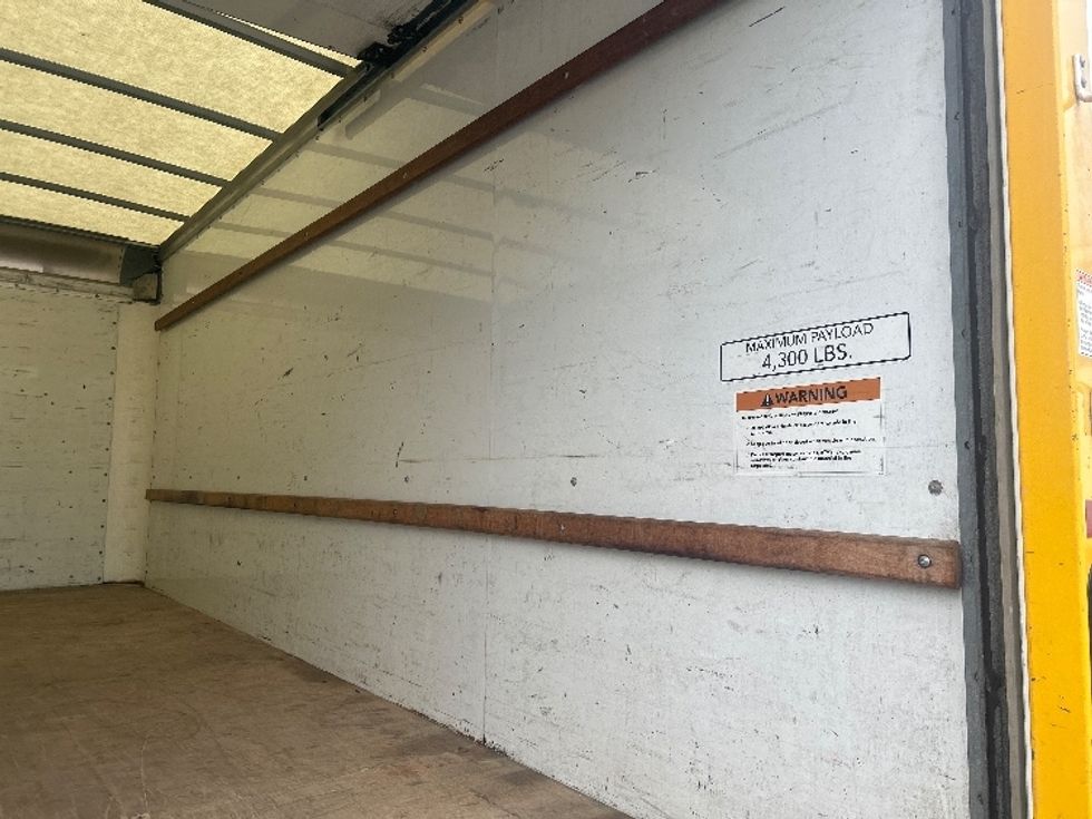 Light Duty Box Truck-Light and Medium Duty Trucks-GMC-2019-Savana G33903-Auburn-ME-86,216\n\t\tmiles-$ 23,000 - Image 5