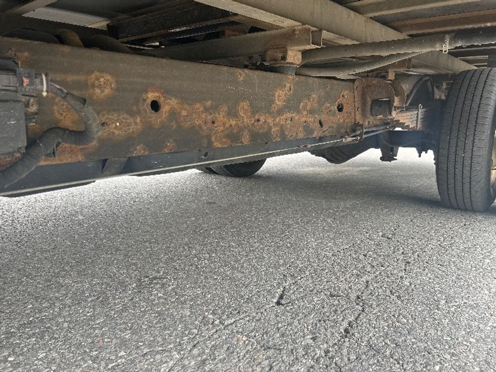 Light Duty Box Truck-Light and Medium Duty Trucks-GMC-2019-Savana G33903-Auburn-ME-86,216\n\t\tmiles-$ 23,000 - Image 8