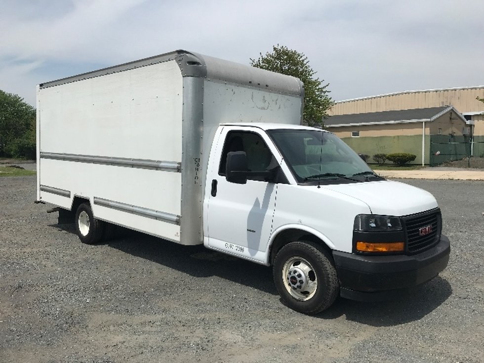 Used Light Duty Box Trucks for Sale in NY Penske Used Trucks