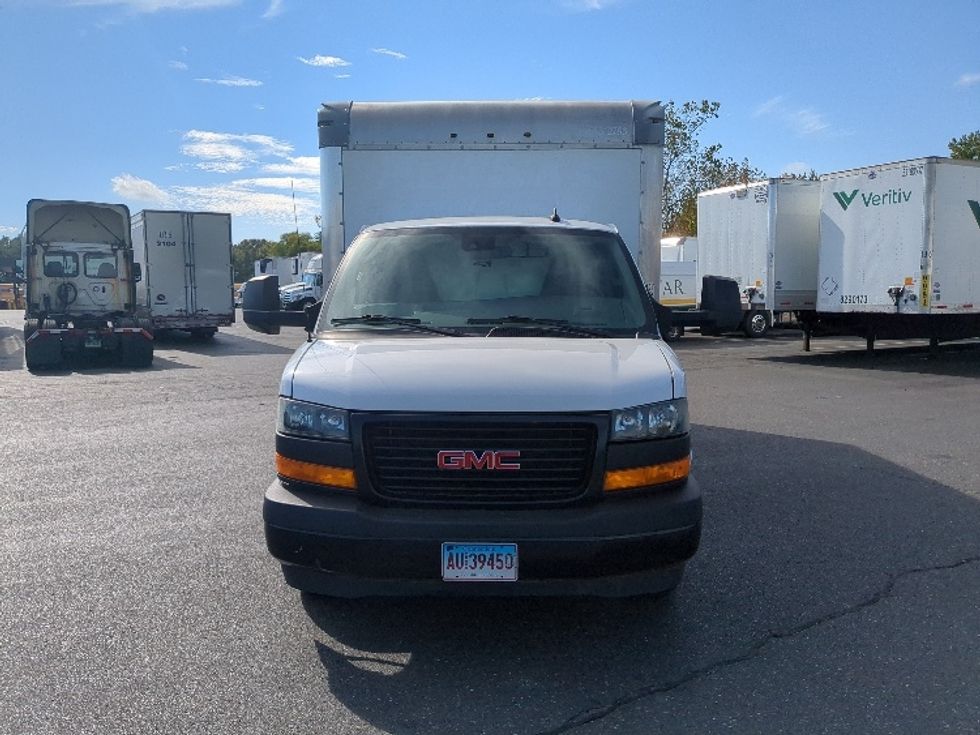 Light Duty Box Truck-Light and Medium Duty Trucks-GMC-2019-Savana G33903-Chicopee-MA-102,498\n\t\tmiles-$ 24,250 - Image 2