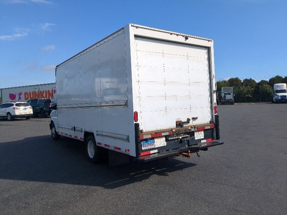 Light Duty Box Truck-Light and Medium Duty Trucks-GMC-2019-Savana G33903-Chicopee-MA-102,498\n\t\tmiles-$ 24,250 - Image 6