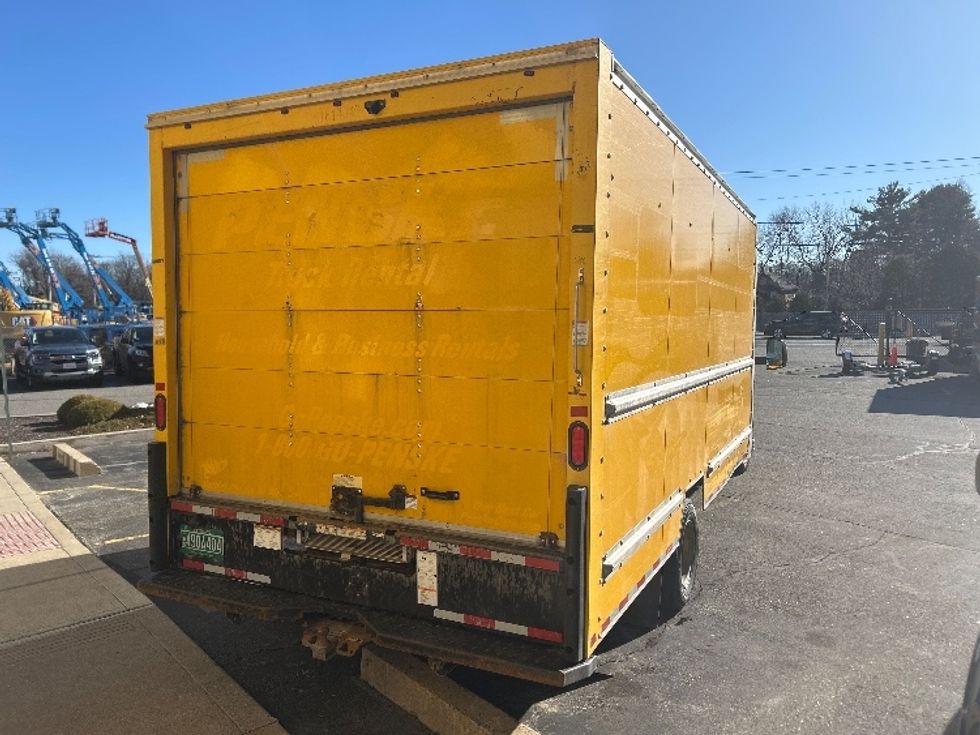 Light Duty Box Truck-Light and Medium Duty Trucks-GMC-2019-Savana G33903-Chicopee-MA-87,818\n\t\tmiles-$ 23,750 - Image 11