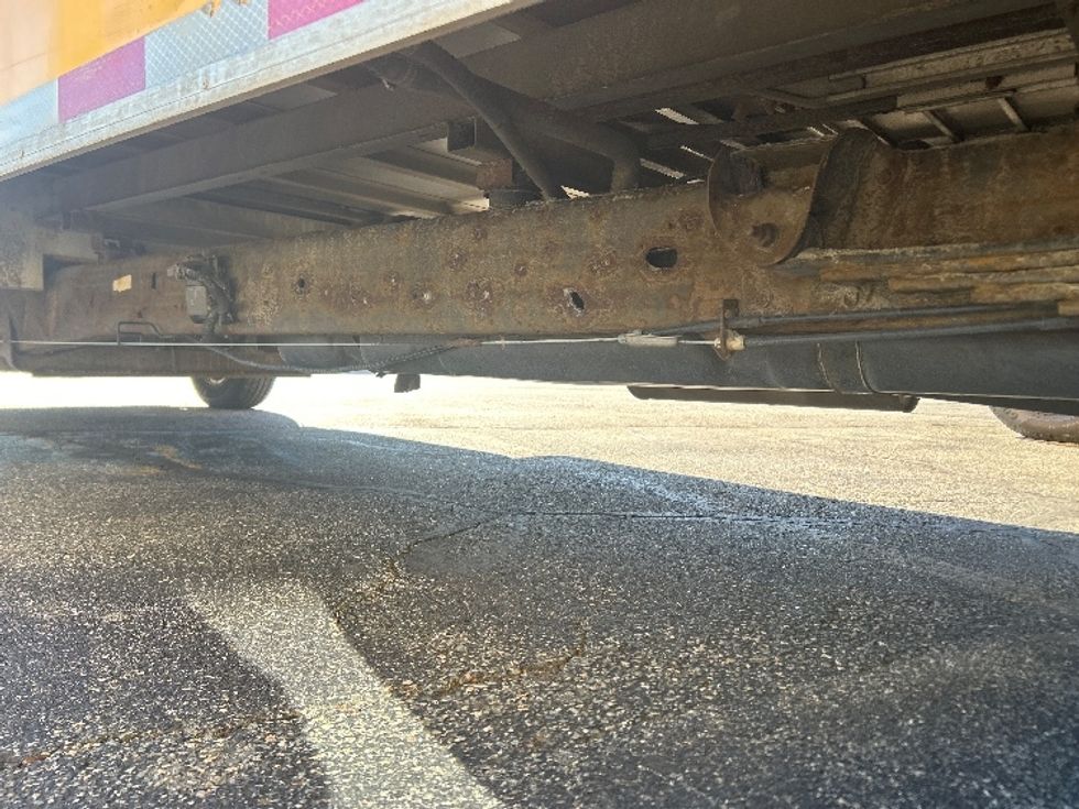 Light Duty Box Truck-Light and Medium Duty Trucks-GMC-2019-Savana G33903-Chicopee-MA-87,818\n\t\tmiles-$ 23,750 - Image 5