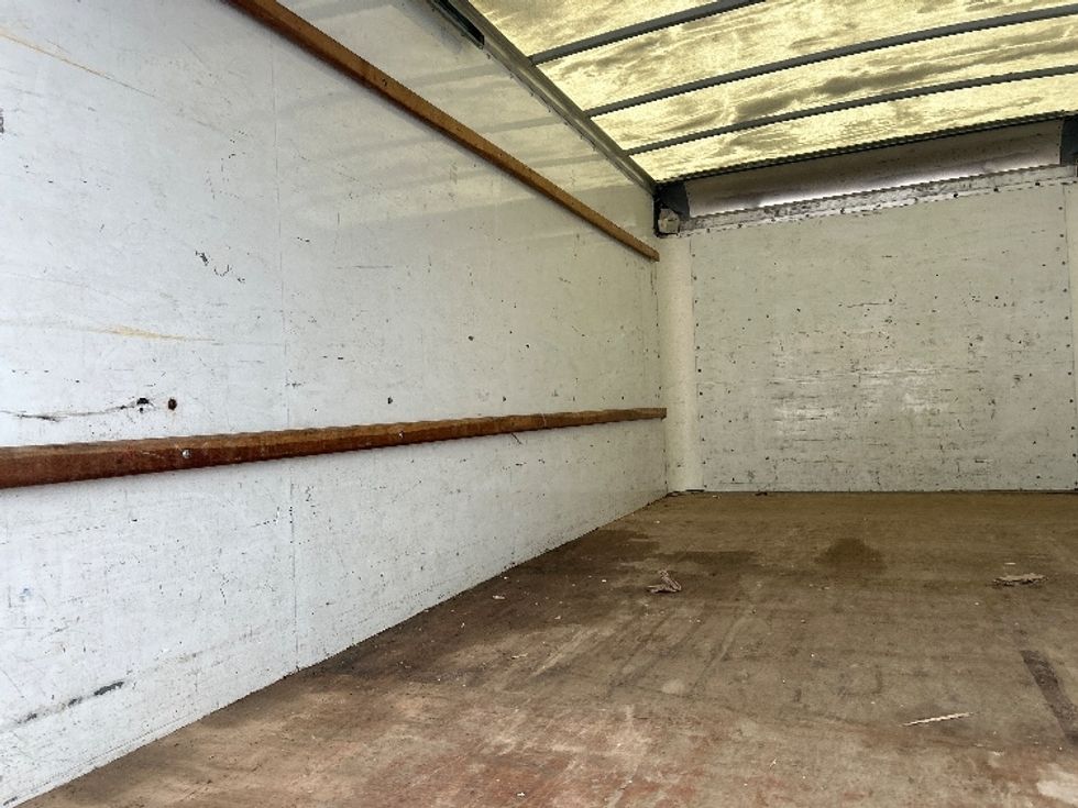 Light Duty Box Truck-Light and Medium Duty Trucks-GMC-2019-Savana G33903-Chicopee-MA-87,818\n\t\tmiles-$ 23,750 - Image 9