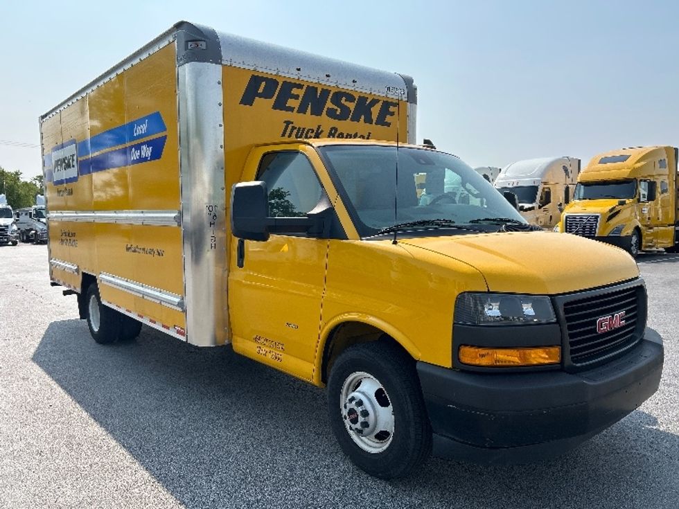 Light Duty Box Truck-Light and Medium Duty Trucks-GMC-2019-Savana G33903-East Chicago-IN-83,744\n\t\tmiles-$ 24,000 - Image 1
