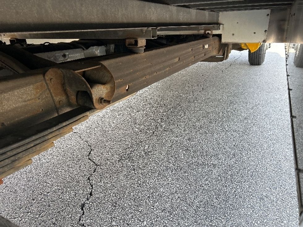 Light Duty Box Truck-Light and Medium Duty Trucks-GMC-2019-Savana G33903-East Chicago-IN-83,744\n\t\tmiles-$ 24,000 - Image 14