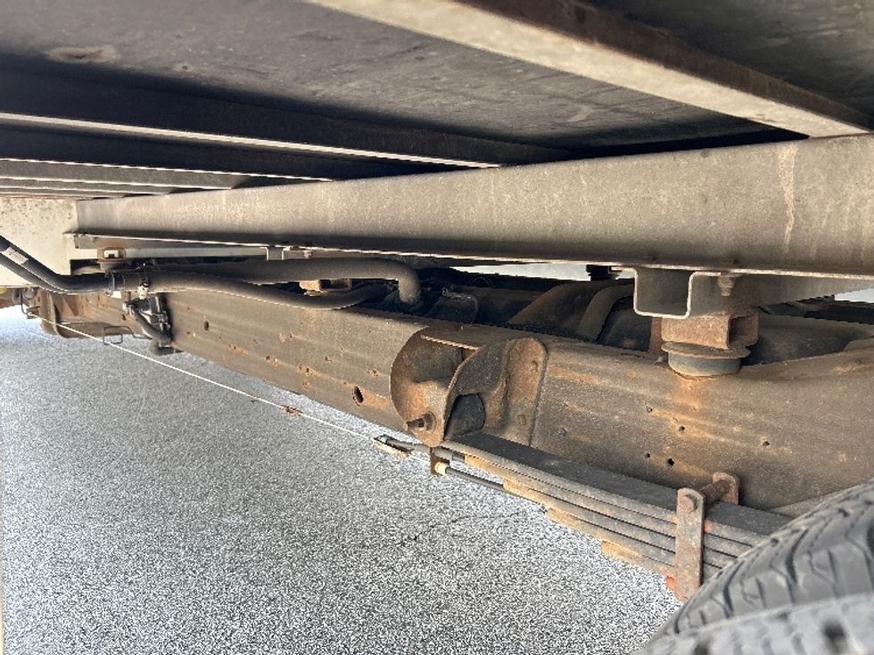 Light Duty Box Truck-Light and Medium Duty Trucks-GMC-2019-Savana G33903-East Chicago-IN-83,744\n\t\tmiles-$ 24,000 - Image 5