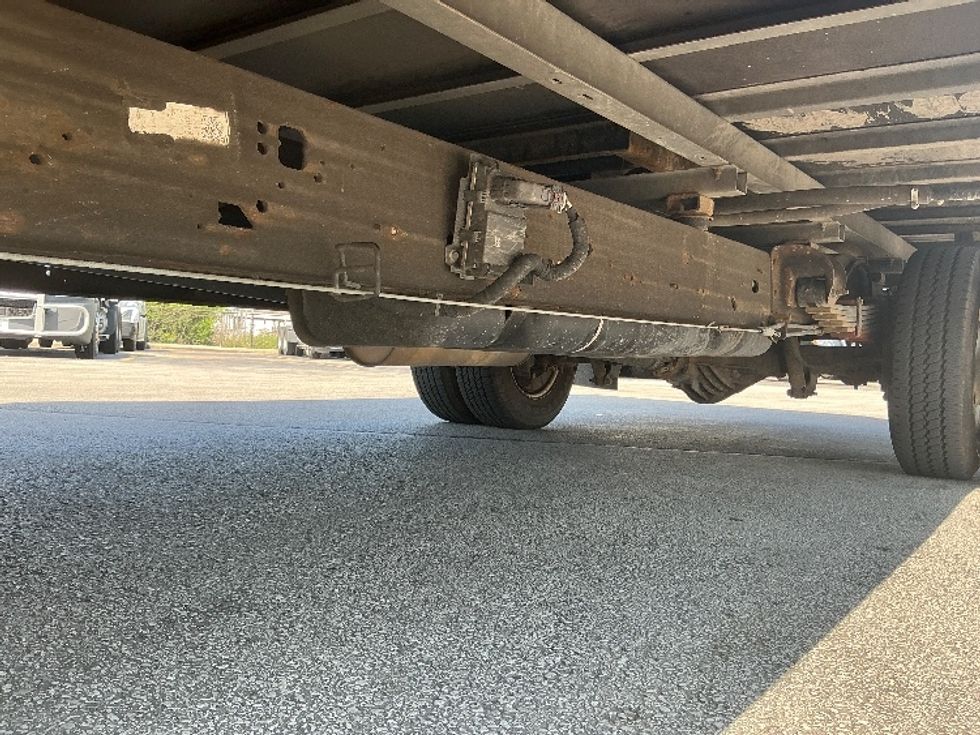 Light Duty Box Truck-Light and Medium Duty Trucks-GMC-2019-Savana G33903-East Chicago-IN-86,515\n\t\tmiles-$ 23,750 - Image 5