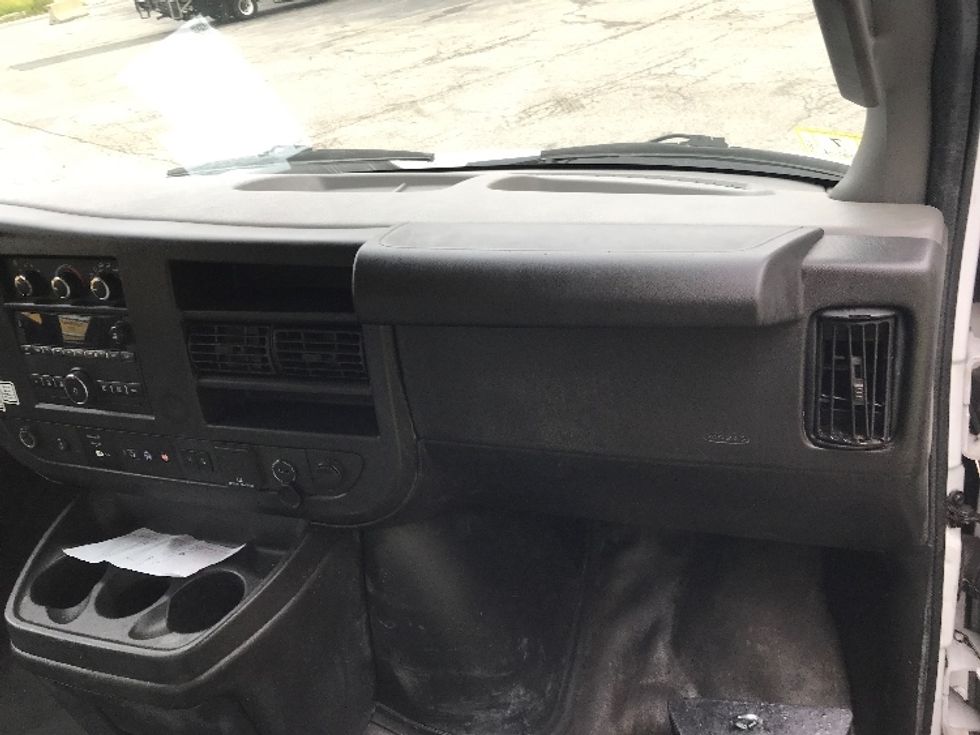 Light Duty Box Truck-Light and Medium Duty Trucks-GMC-2019-Savana G33903-Fitchburg-MA-94,123\n\t\tmiles-$ 25,750 - Image 20