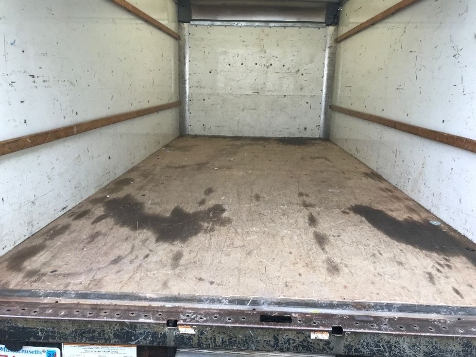 Light Duty Box Truck-Light and Medium Duty Trucks-GMC-2019-Savana G33903-Fitchburg-MA-94,123\n\t\tmiles-$ 25,750 - Image 8