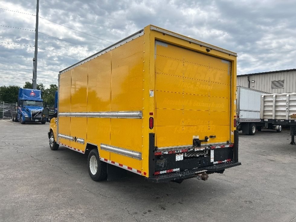 Light Duty Box Truck-Light and Medium Duty Trucks-GMC-2019-Savana G33903-Garland-TX-118,702\n\t\tmiles-$ 20,250 - Image 6