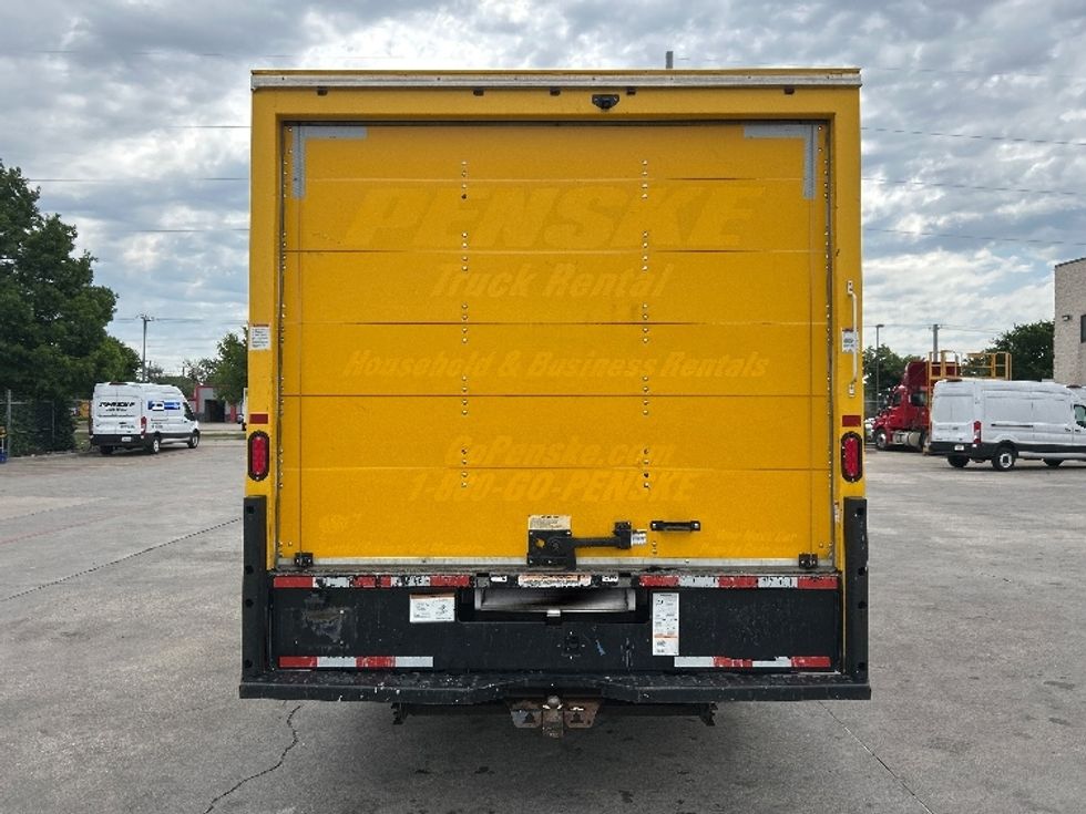Light Duty Box Truck-Light and Medium Duty Trucks-GMC-2019-Savana G33903-Garland-TX-118,702\n\t\tmiles-$ 20,250 - Image 7