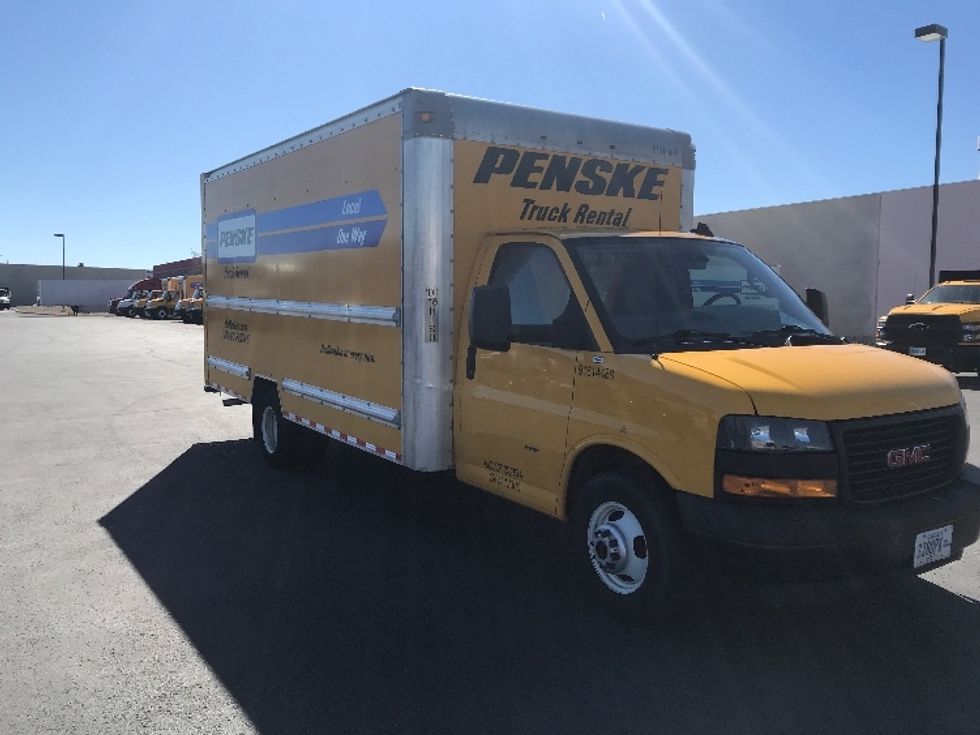 Used Light Duty Box Trucks for Sale in NV Penske Used Trucks