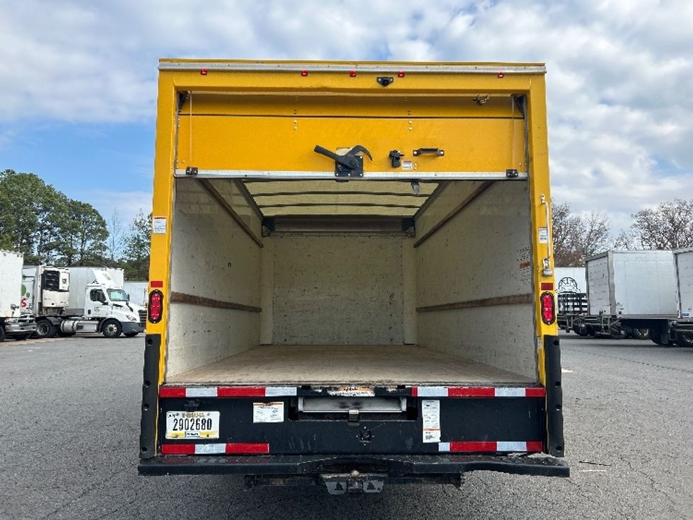 Light Duty Box Truck-Light and Medium Duty Trucks-GMC-2019-Savana G33903-Little Rock-AR-122,838\n\t\tmiles-$ 21,500 - Image 7