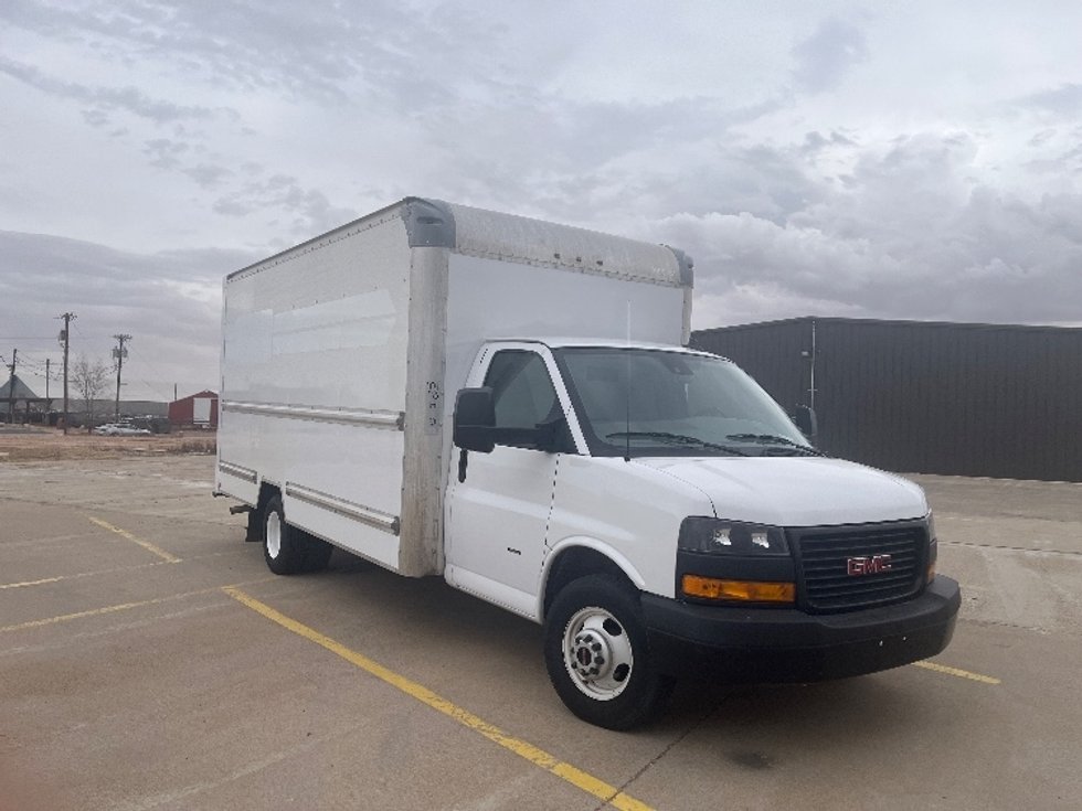 Used Light Duty Box Trucks for Sale in TX Penske Used Trucks