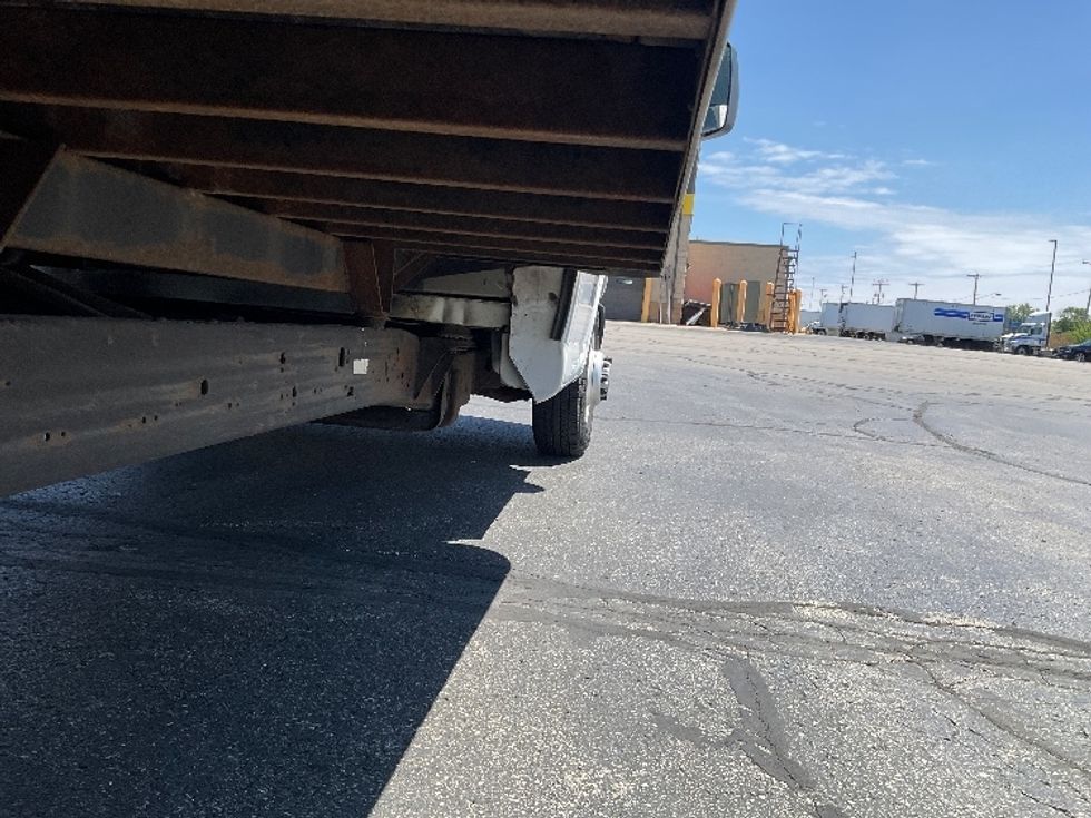 Light Duty Box Truck-Light and Medium Duty Trucks-GMC-2019-Savana G33903-Milwaukee-WI-92,397\n\t\tmiles-$ 27,250 - Image 14