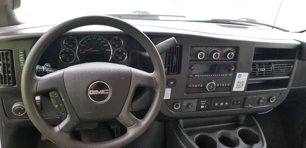 Light Duty Box Truck-Light and Medium Duty Trucks-GMC-2019-Savana G33903-Mississauga-ON-202,351\n\t\tkm-$ 29,750 - Image 18